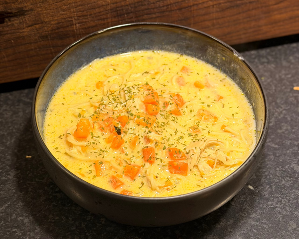Kremet Kyllingsuppe med Nudler