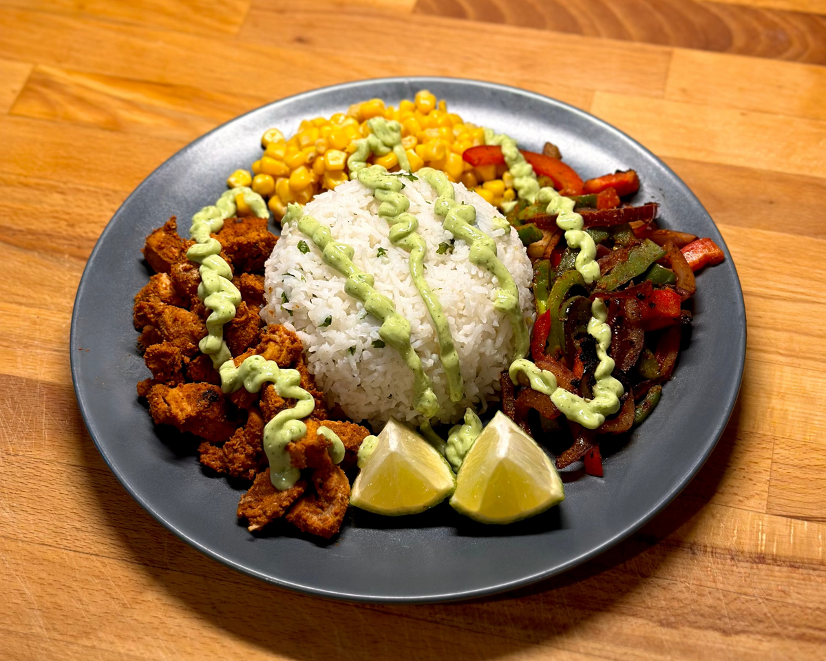 Kylling Fajita Bowl med Avokadodressing